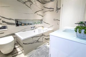 Photo 17- click for photo gallery